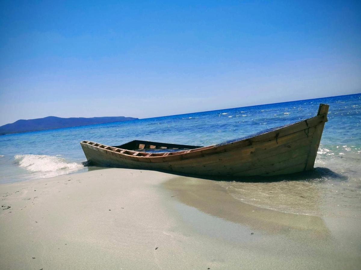Sa Corti De Sa Perda Piscinas Hotel Bagian luar foto