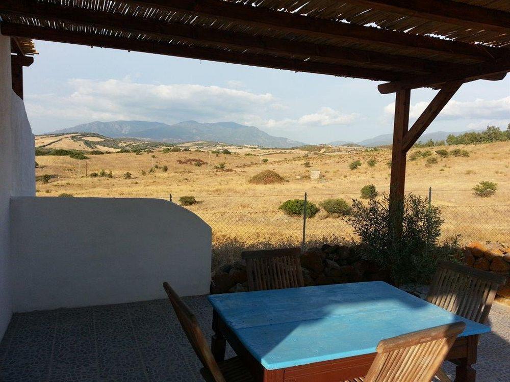 Sa Corti De Sa Perda Piscinas Hotel Bagian luar foto